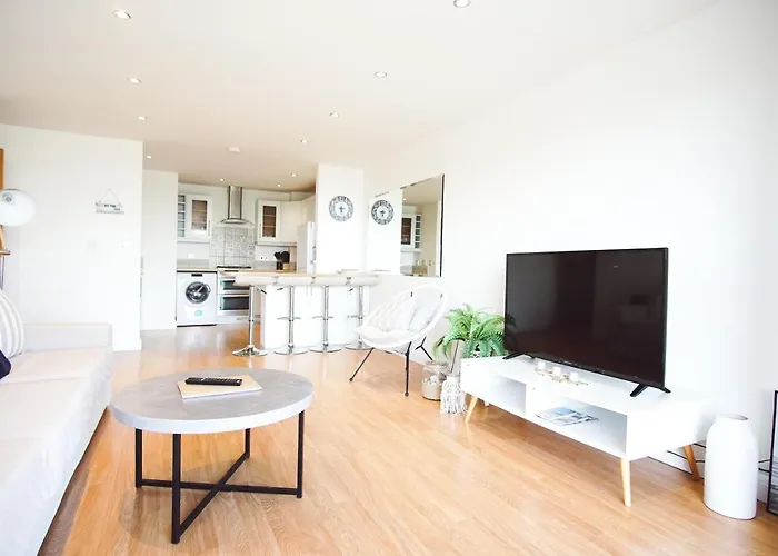 23 Horizons apartment